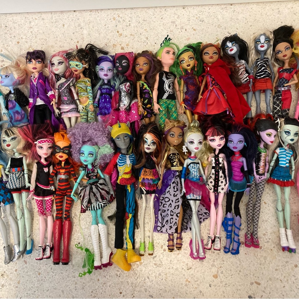 Mattel Monster High Dolls - Collection of original release dolls - FREE SHIPPING